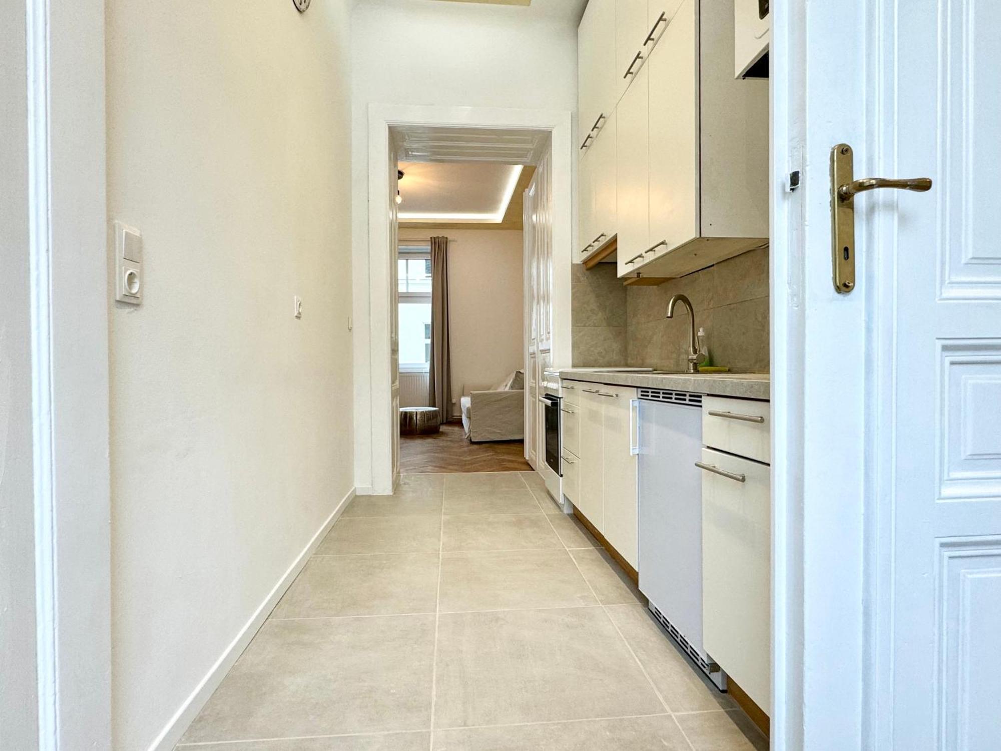 Luxury Apartment At Famous Vienna Kutschkermarkt Bagian luar foto