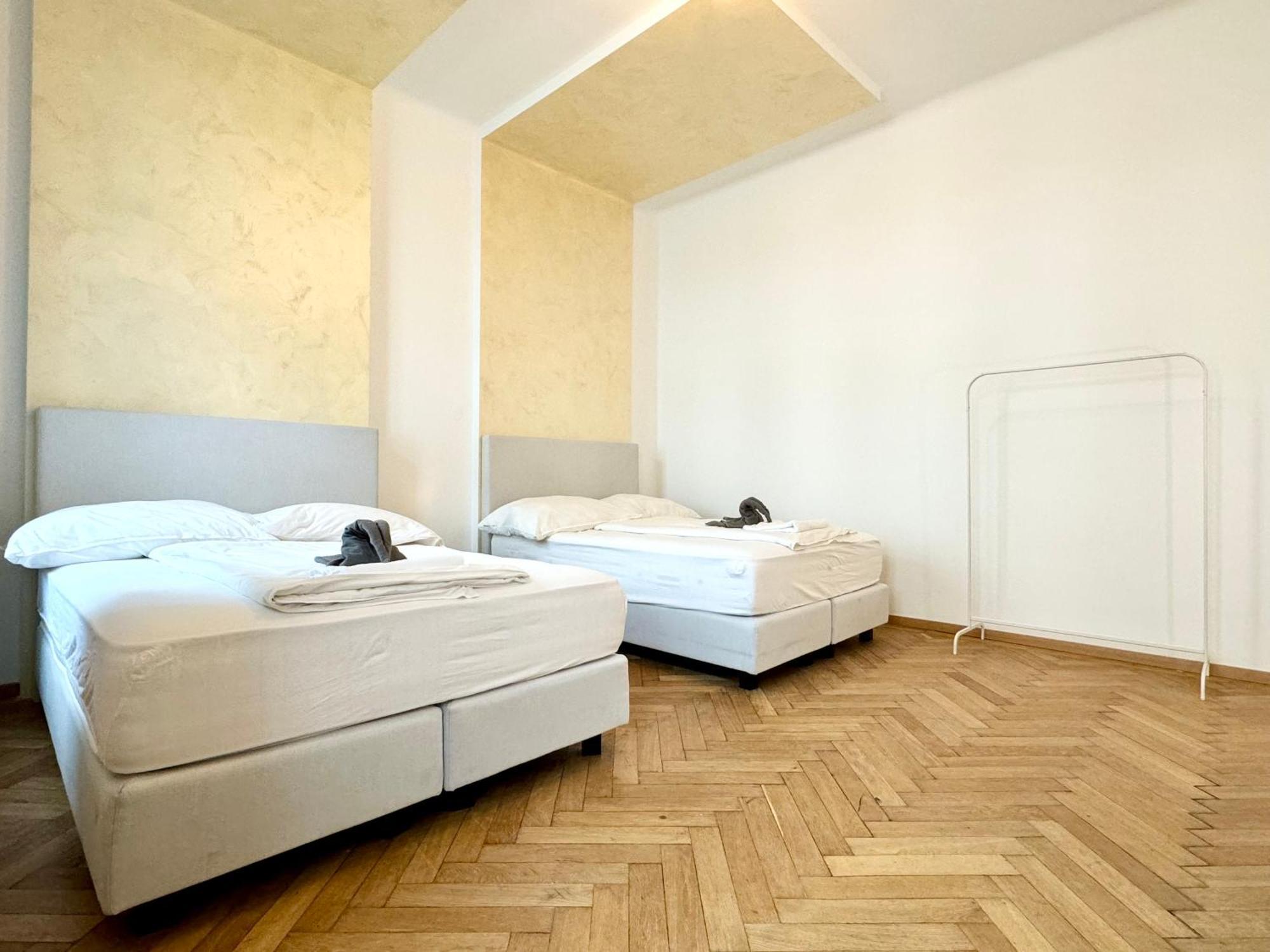 Luxury Apartment At Famous Vienna Kutschkermarkt Bagian luar foto